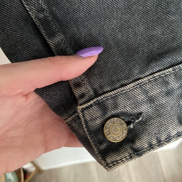 Brandy Melville x John Gait Darling Denim Jacket - Picture 5 of 5